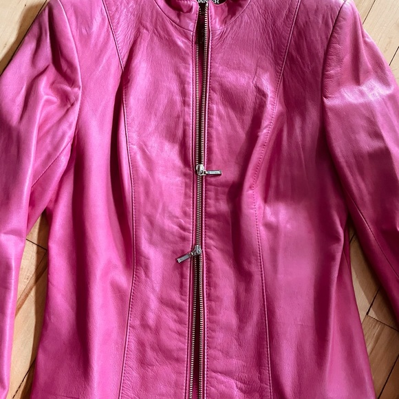 EUC Danier Italian Leather Bomber Jacket - Picture 6 of 7